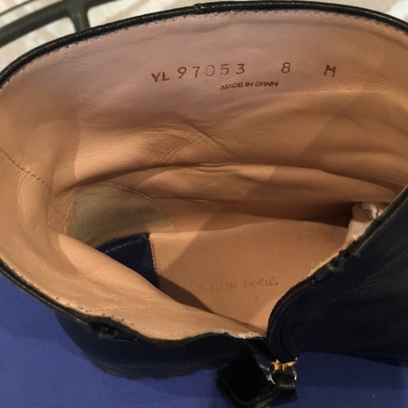 Stuart Weitzman Riley Ankle Zip Up Bootie with Lug Sole Black Size 8. Like New! - Picture 11 of 16